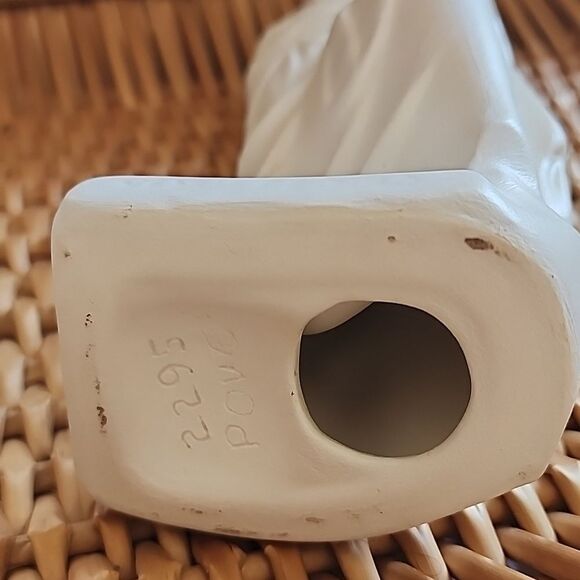 Venus de Milo Statue Matte - Picture 3 of 9